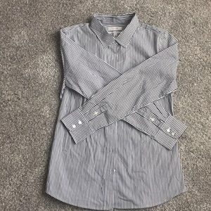 💙J Crew black/ white striped button down shirt!